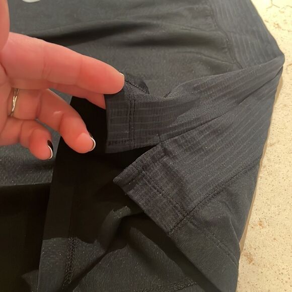 Under Armour Hoover Alabama athletic loose tank top SZ Xsmall - Picture 6 of 8